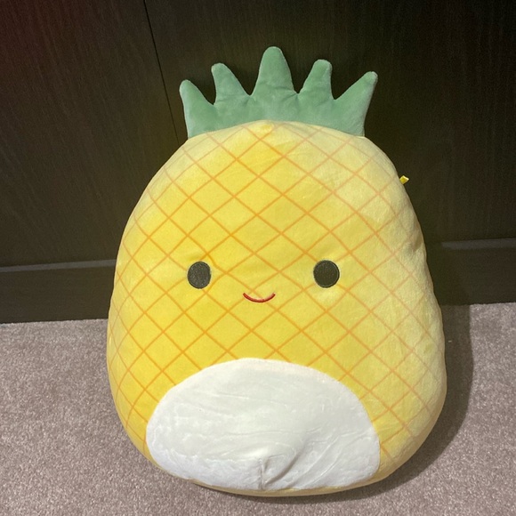 Maui the pineapple squishmallow - Picture 1 of 5